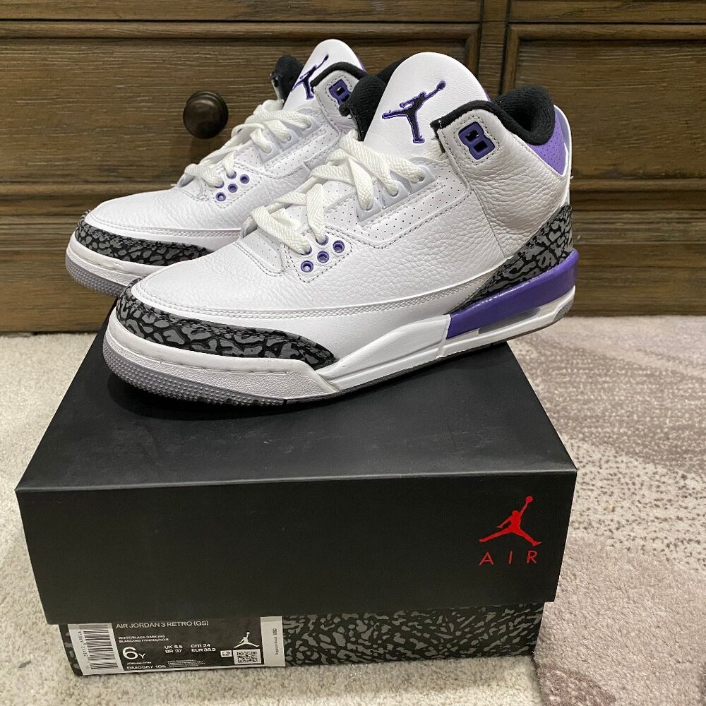 Nike Air Jordan 3 "Dark Iris" (GS) - Youth 6 - fits Women's 7.5/Men's 6